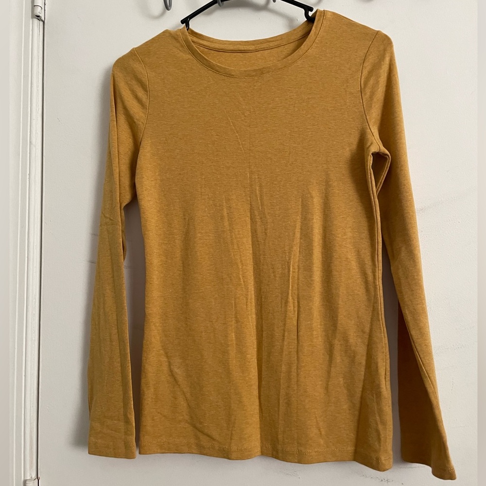 A new Day Women's Mustard Long Sleeve - NWOT